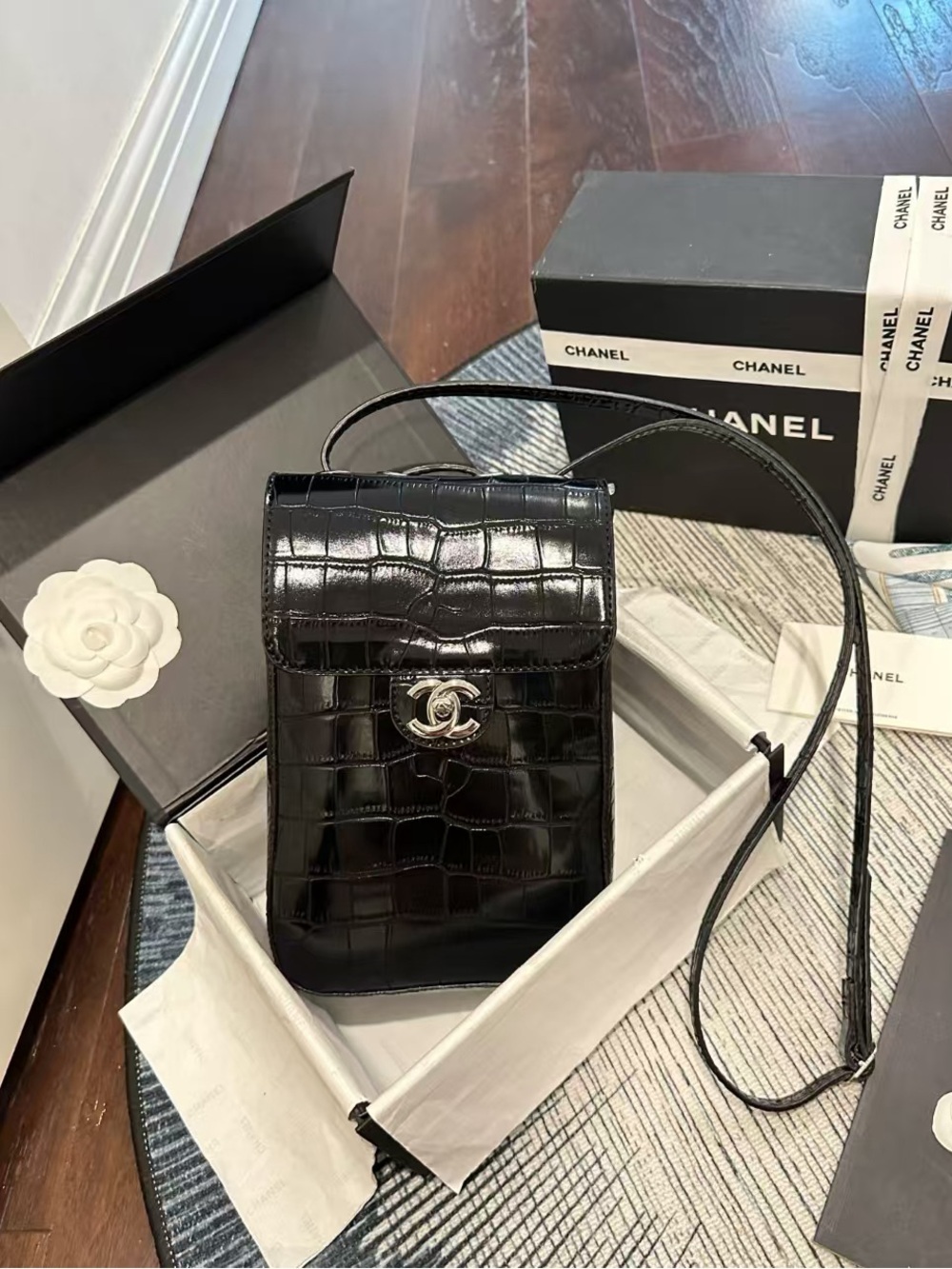 CHANEL Black Croc-Embossed Mini Crossbody Phone Bag